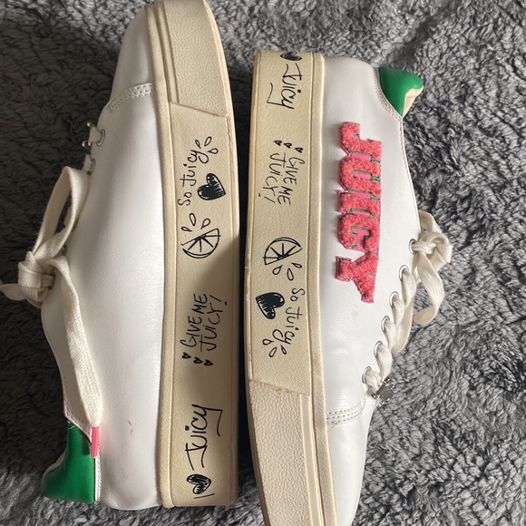 JUICY COUTURE PREPPY PLATFORM SNEAKER SHOE, GENTLY USED, SIZE 9 fits like an 8.5 - Picture 5 of 7